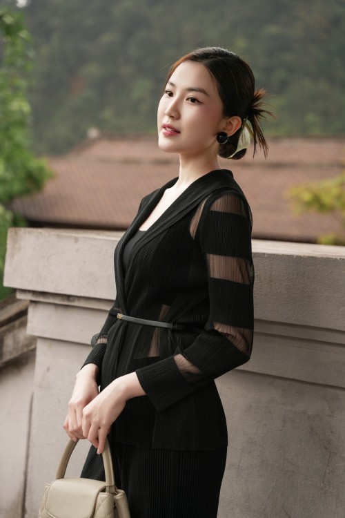 Sixdo Black Pleated Woven Loose Pants